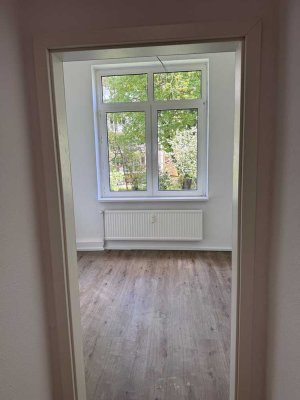Altbau-Charme trifft Ruhe: 2 Zimmer (30 qm), frisch renoviert, ohne EBK – Nähe Maschsee