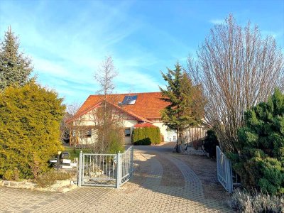Großzügiges Einfamilienhaus mit Charme und vielseitigen Nutzungsmöglichkeiten
