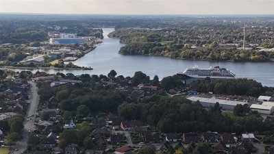 Großzügiges ruhiges Wohnen mit  Gestaltungspotenzial unweit vom Nord-Ostsee-Kanal!