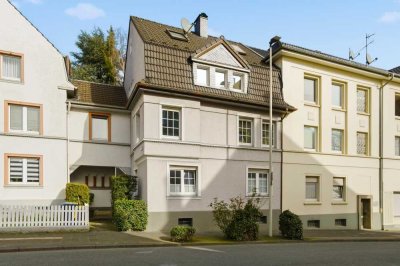 Charmantes Zwei- bis Dreifamilienhaus mit Entwicklungspotenzial – saniert & vielseitig nutzbar in