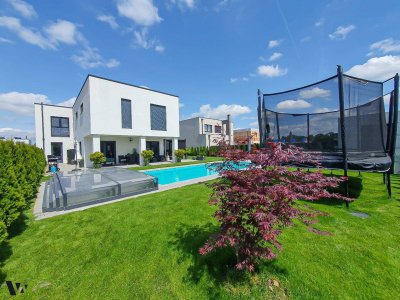 ARCHITEKTENHAUS MIT SALZWASSERPOOL NAHE DEM NEUSIEDLER SEE