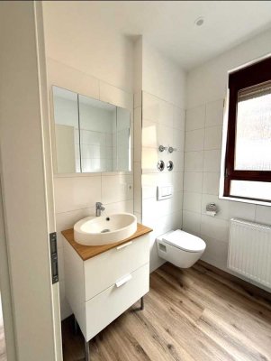 Helle 2 Zi. Wohnung im Zentrum Welzheims-frisch saniert !!