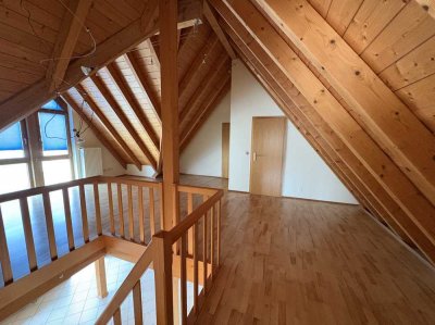 Helle und großzügige Maisonette-Wohnung mit Charme in Ortsrandlage von Haigerloch-Owingen
