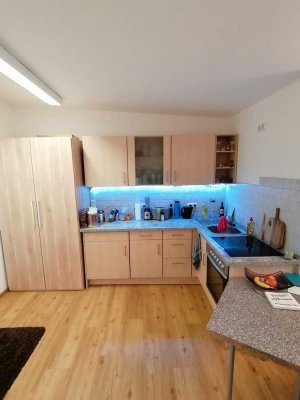 Ein Zimmer Apartment an Wochenendheimfahrer zu vermieten