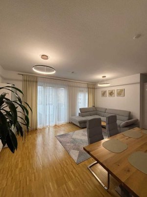Bad Kreuznach-Süd: Moderne 3-Zimmer-Dachgeschoss Wohnung mit Balkon, Carport und Aussenstellplatz