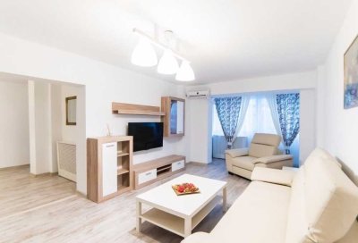 Stilvolle, sanierte 2-Zimmer-Wohnung mit Balkon und Einbauküche in Lutherstadt Eisleben