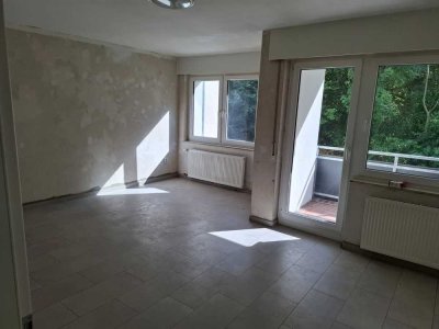 Helle 4-Zimmer-Wohnung mit Balkon