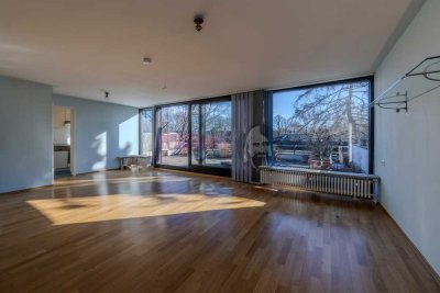 3 Zimmer Dachterrassenwohnung mit Balkon, Doppelgarage und Gartenanteil