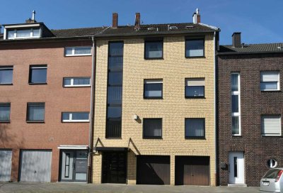 Top gepflegtes Mehrfamilienhaus in MG-Lürrip – perfekt für Anleger oder Eigennutzer!
