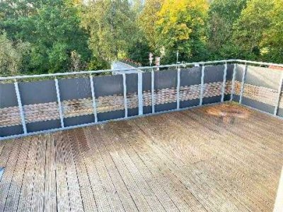 Ansprechende und neuwertige Maisonette-Wohnung mit geh. Innenausstattung und zwei Schlafzimmer