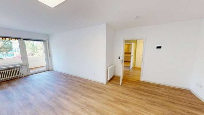 Attraktive, frisch sanierte 4-Zimmer-Wohnung mit großem Balkon, Photovoltaikanlage und Stellplatz!
