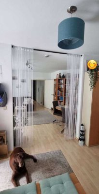 1-Zimmer-Wohnung mit Abstellkammer, Küche, Terrasse, Souterrain