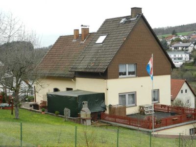 2-FH mit großem Grundstück (2. Bauplatz möglich) mit Blick