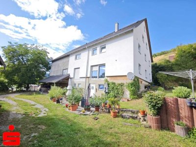 Zweifamilienhaus mit Scheune in zentraler Lage von Niedernhall