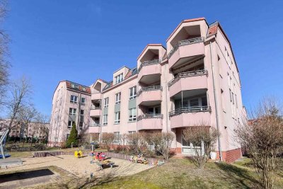 Bezugsfreie, moderne und lichtdurchflutete 3-Zimmer-Erdgeschosswohnung mit Terrasse u. TG-Stellplatz