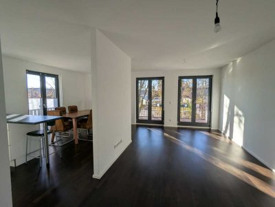 Exklusive 4-Zimmer Wohnung mit Balkon in München-Feldmoching