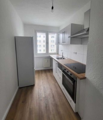 **Vermietungsaktion bis zum 31.03.2026** 3-Raum-Wohnung mit Einbauküche + Garagenanmietung möglich!