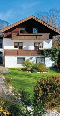 Alpenflair trifft Entwicklungspotenzial – Mehrfamilienhaus in Unken sucht Visionär