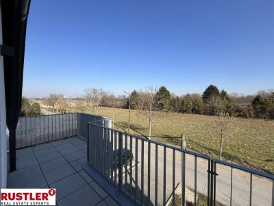 Exklusive Dachgeschoss-Maisonette am oberen Mühlwasser – Wohnen in naturnaher Ruhelage!