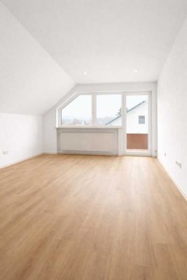 Attraktive 3-Zimmer Dachgeschosswohnung in Aschaffenburg-Schweinheim