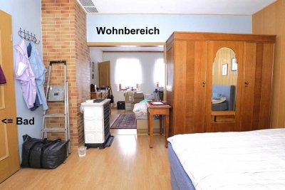 Perfekt für die Familie, geräumiges EFH, großer umzäunter Garten, Scheune.
