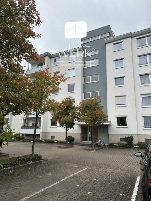 Großzügige 4 Zimmer-Wohnung mit Dachterrasse, 1 Balkon, 2 Stellplätzen & herrlichem Ausblick