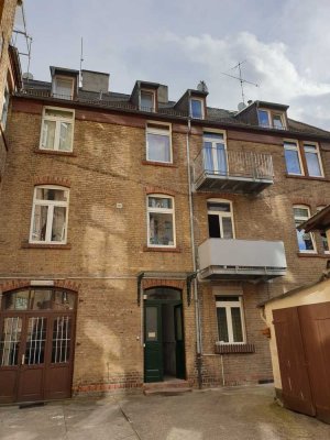 3-ZKB Altbauwohnung im ruhigen Hinterhaus