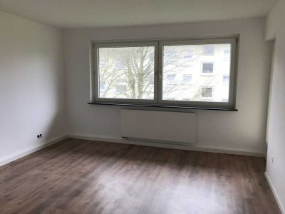 tolle helle 3 Zi- Wohnung mit Balkon