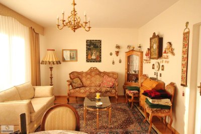 Sanierungsbedürftiges aber entzückendes Reihenhaus im Dornröschenschlaf