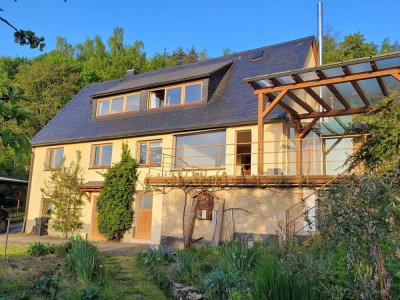 Einfamilienhaus in bester Lage. Unverbaubarer Blick auf Jena. Direkt am Naturschutzgebiet. Sackgasse