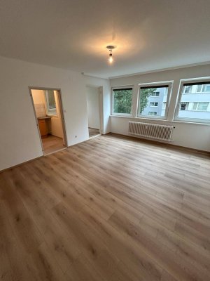 Sanierte 1,5 Zimmer-Wohnung mit Einbauküche in Toplage - Höttinger Au