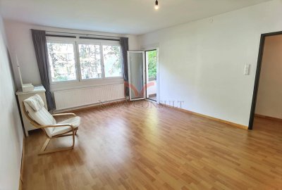 Garconniere mit Loggia in Grünruhelage!
