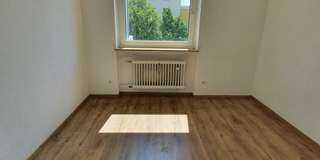 Helle 3-Raum-Wohnung mit EBK und Balkon in Nürnberg