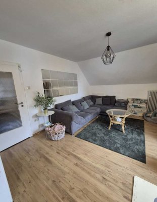 5-Zimmer Dachgeschosswohnung in Groß Berkel mit Balkonterasse