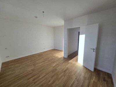 Neues Reihenhaus mit 5 Zimmern und Garage in Berlin-Niederschönhausen