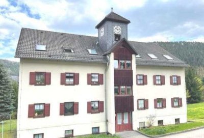 Schöne 3-Raum Dachgeschosswohnung mit Einbauküche