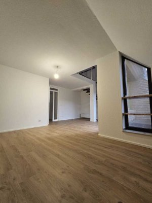 „2,5 Zimmer mit Galerie: Platz für Liebe, Leben & Laptop.“