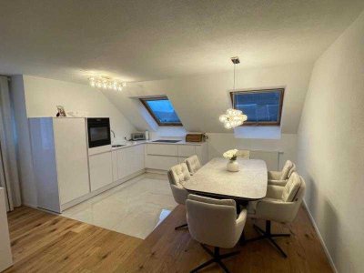 Hochwertige 4 Zimmer-Maisonettewohnung für gehobene Ansprüche!