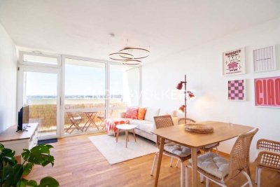 Helle 2-Zimmer-Wohnung mit Süd-Loggia, Aufzug, Stellplatz und Weitblick über Regensburg