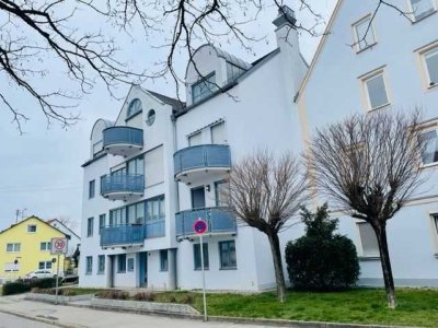 Helles Tageslichtbad und sonniger Südbalkon – Zeitlose 2-Zimmer-Wohnung in Gersthofen
