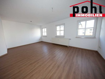 Neu renoviert!! Sehr gut ausgestattete 2-Zimmer Wohnung in zentraler Lage von Hildburghausen!