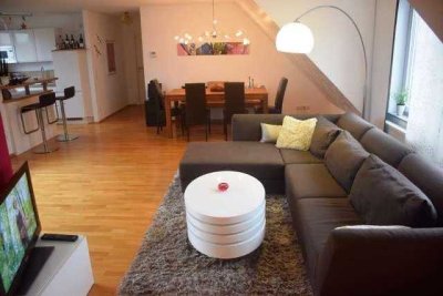 Sehr helle 2-Zimmer-Wohnung zum Kauf in Köln-Riehl