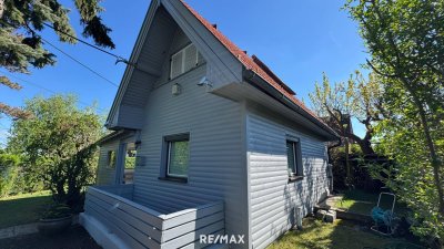 frisch renoviertes Kleingartenhaus