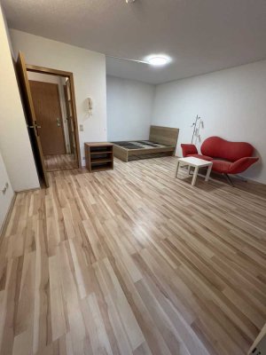 1-Zimmer Wohnung im EG mit Terrasse Nähe Krankenhaus Achdorf