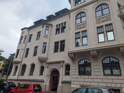 Großzügige 3-Raum-Maisonette-DG-Wohnung mit Balkon+EBK in Alte Neustadt