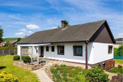 Freistehendes Einfamilienhaus mit großem Garten in Bi- Senne zu verkaufen