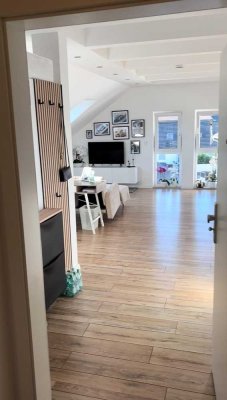 Traumhaft schöne Moderne helle Single-Studio-Appartement!