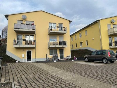 2 ZKB, EBK, Balkon, Stellpl, TL-Bad m Dusche