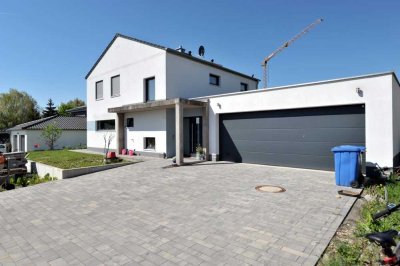 Ihr neues Zuhause: Modern, hell und ideal für die Familie