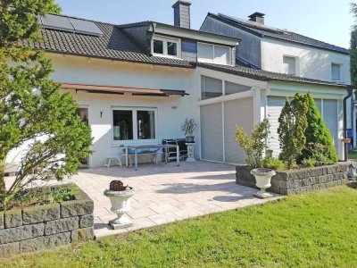 Exklusive Traum-ETW in separatem Haus auf parkartigem Grundstück in Mengeder Heide